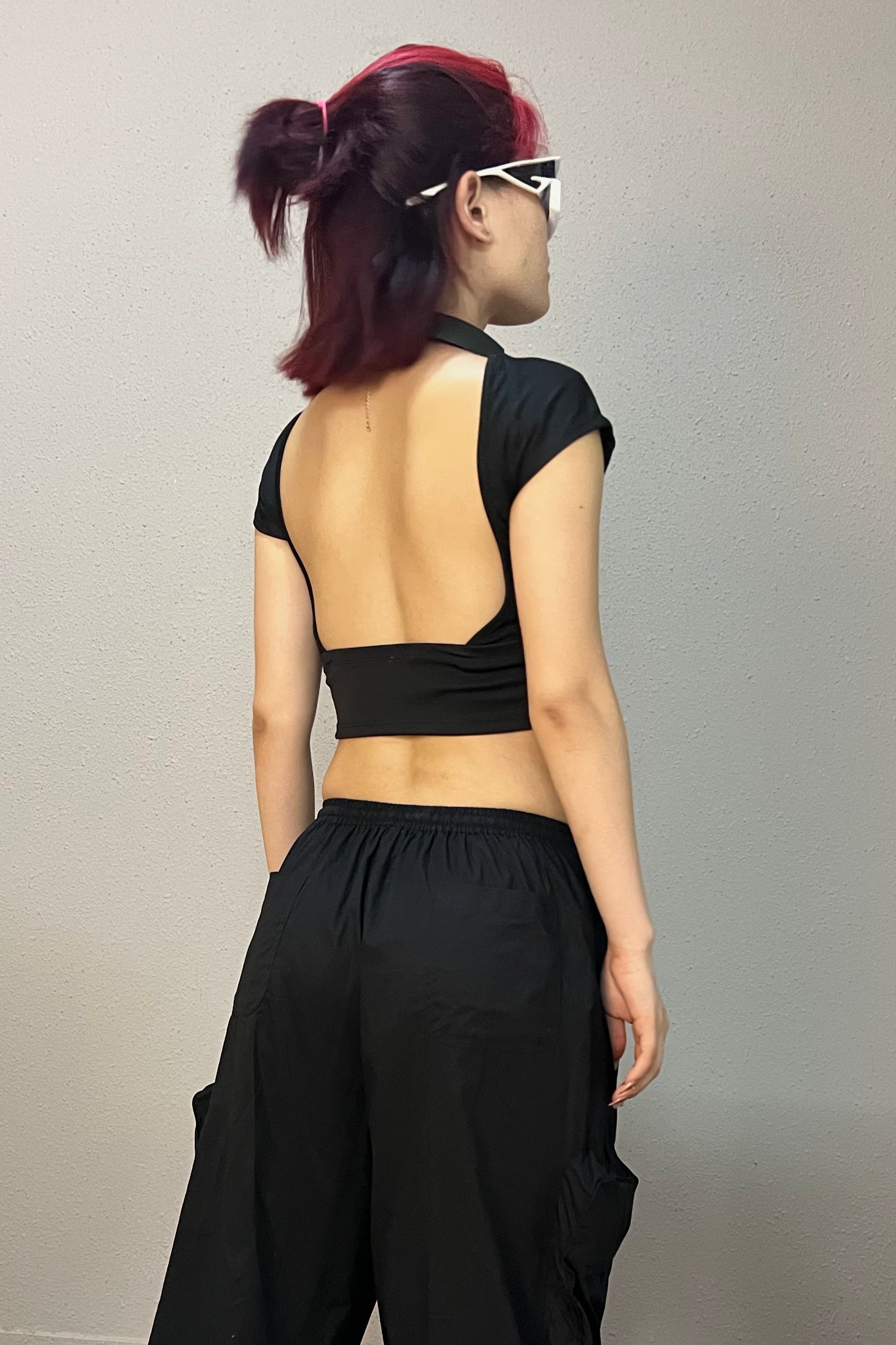 Retro Backless Tee Black