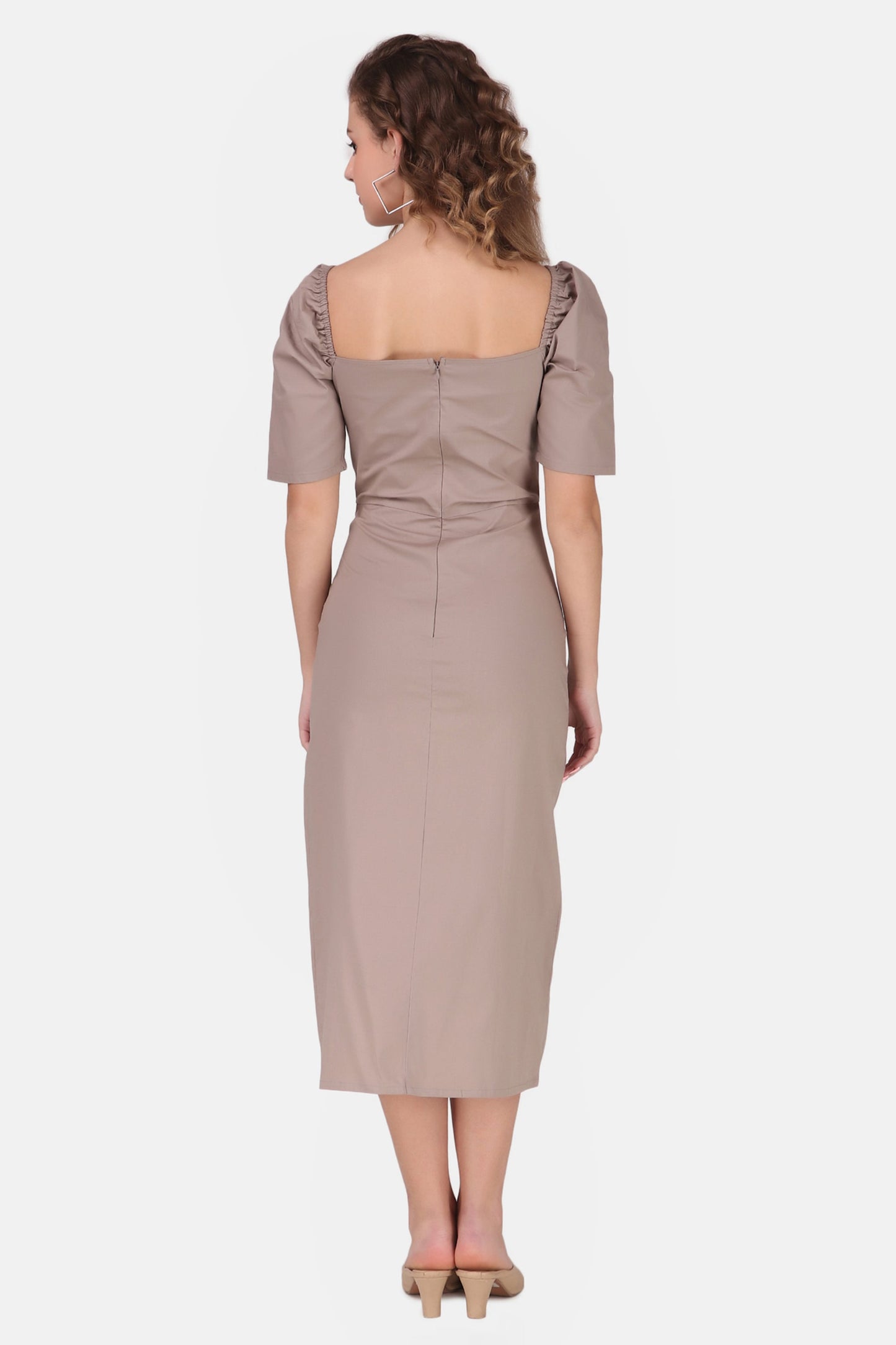 Sweetheart Midi dress - Light beige